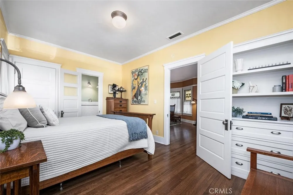 748 Daisy Avenue Long Beach, CA 90813
