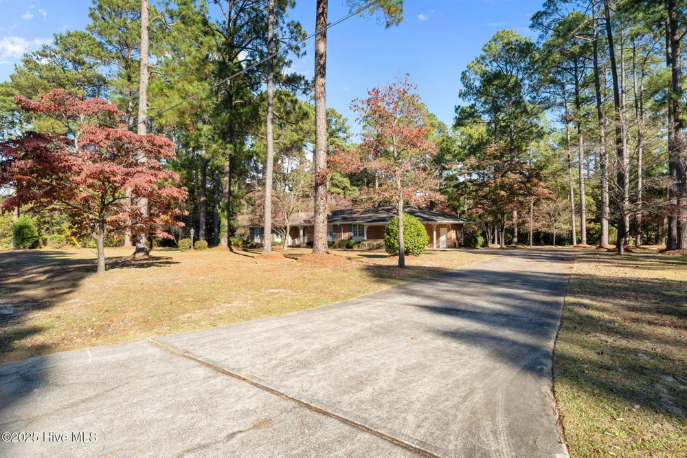 12421 Appin Road Laurinburg, NC 28352