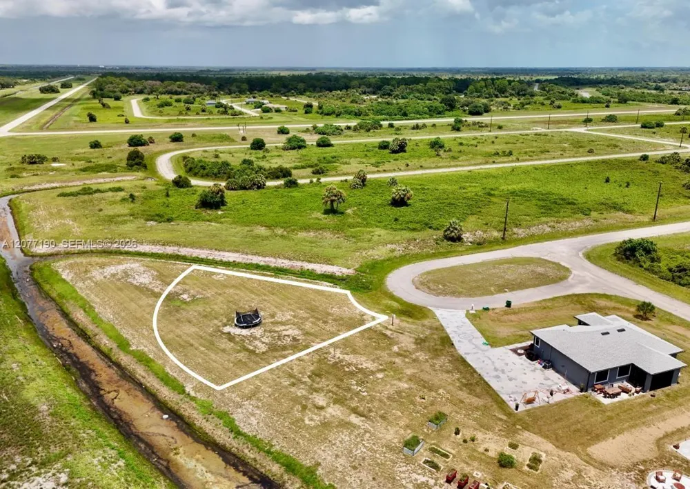 218 LYNBROOK LOOP La Belle, FL 33935