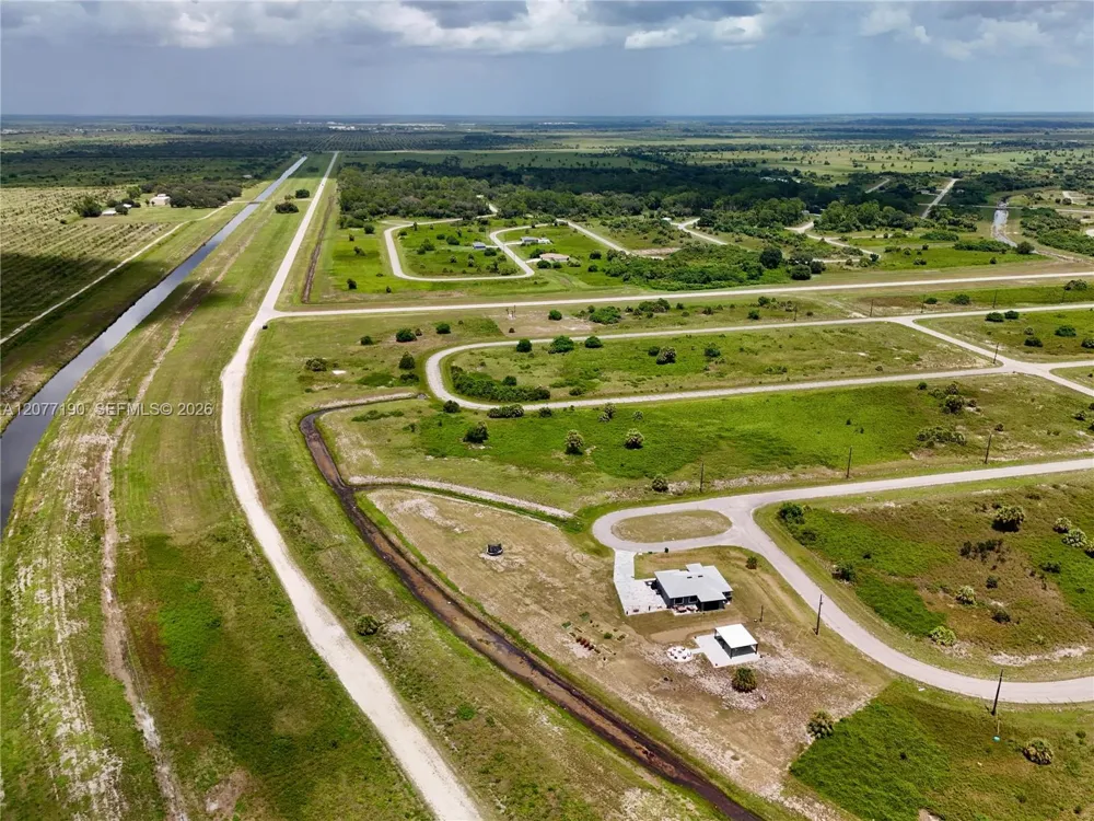 218 LYNBROOK LOOP La Belle, FL 33935