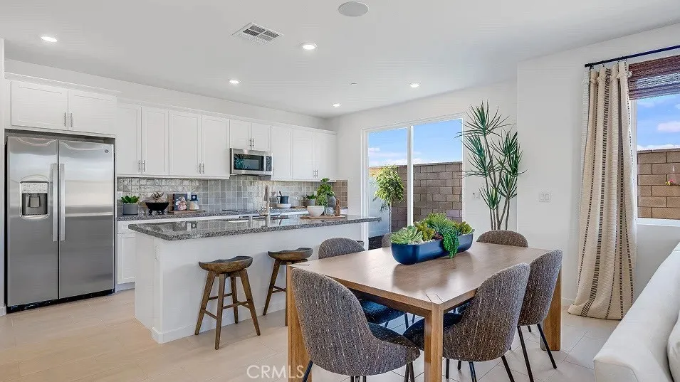 3174 Silo Paseo Ontario, CA 91761