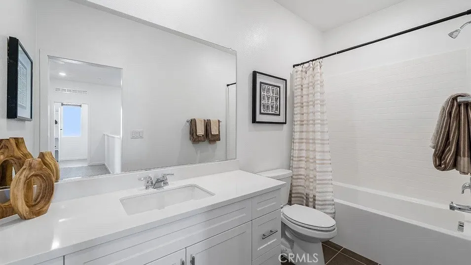 3174 Silo Paseo Ontario, CA 91761