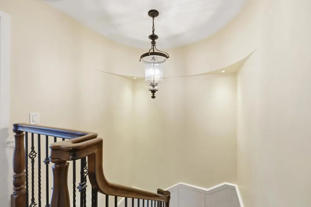 1907 Estrella De Mar Court #A Carlsbad, CA 92009