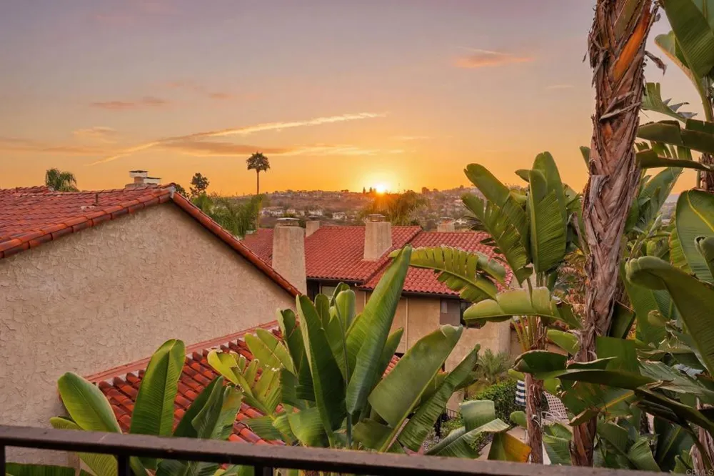 1907 Estrella De Mar Court #A Carlsbad, CA 92009