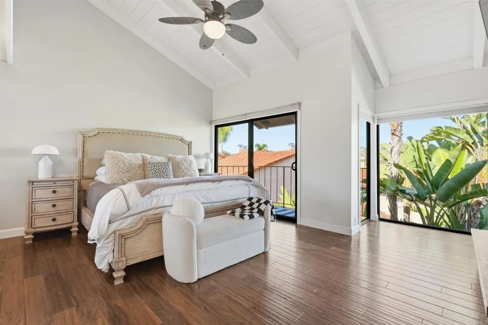 1907 Estrella De Mar Court #A Carlsbad, CA 92009