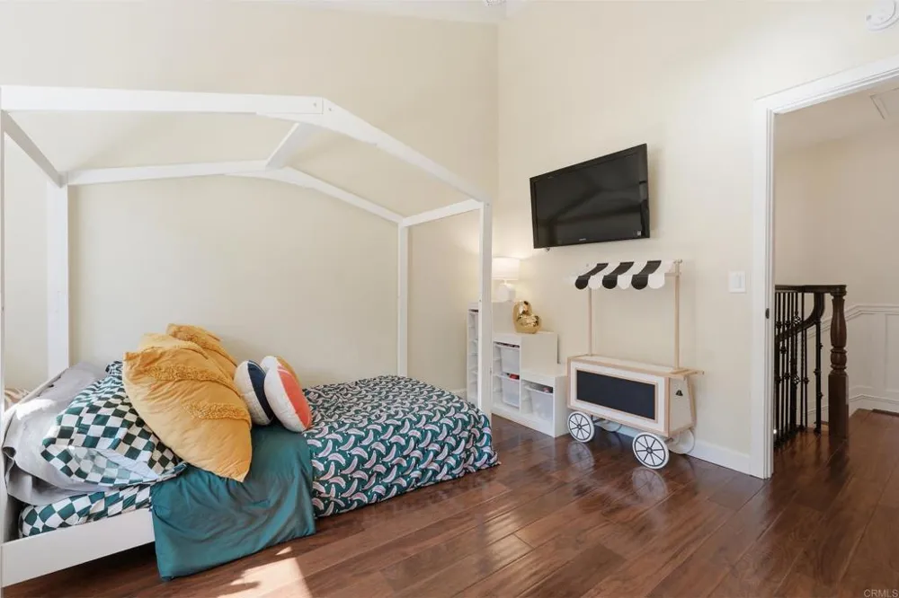 1907 Estrella De Mar Court #A Carlsbad, CA 92009