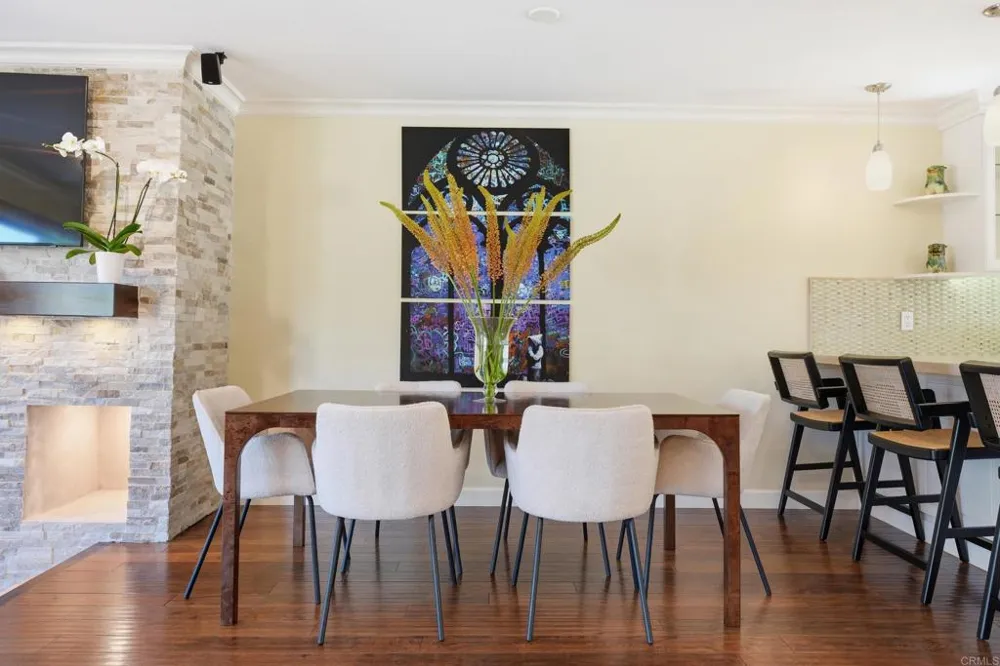 1907 Estrella De Mar Court #A Carlsbad, CA 92009