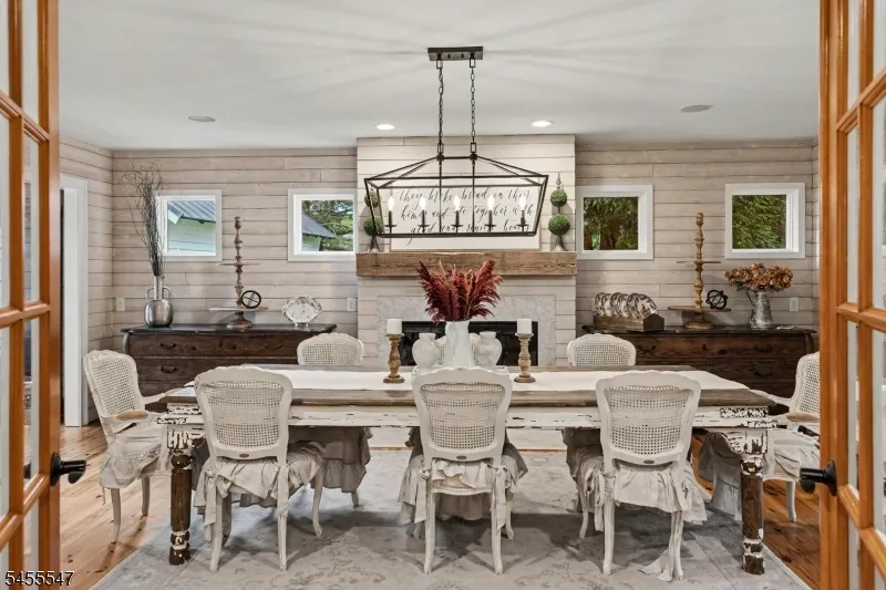 152 Harbourton Woodsville Hopewell, NJ 08530