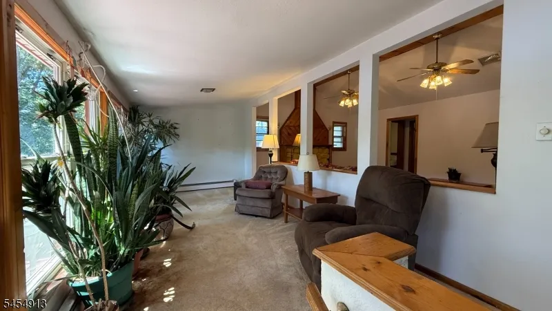 52 Horseshoe Dr Jefferson, NJ 07438