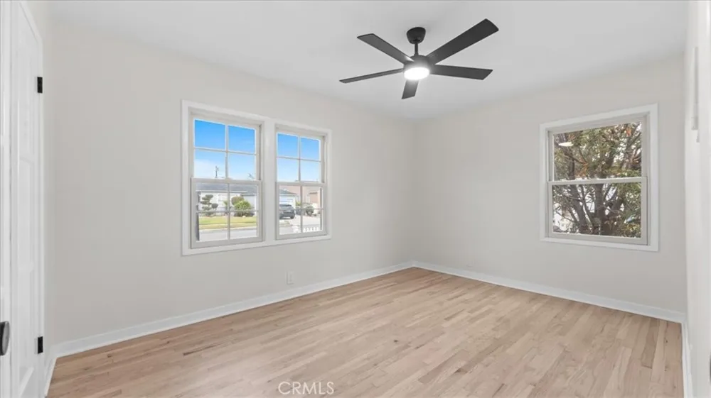 5618 Verdura Lakewood, CA 90712