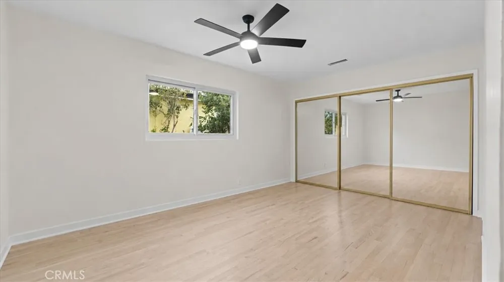 5618 Verdura Lakewood, CA 90712