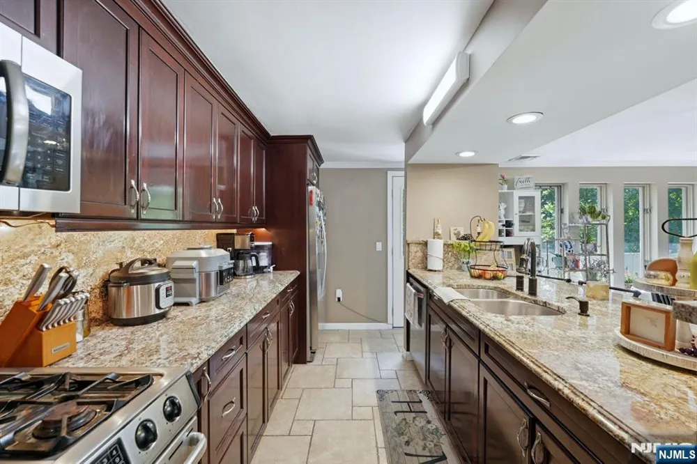 7 Arcata Place Ringwood, NJ 07456