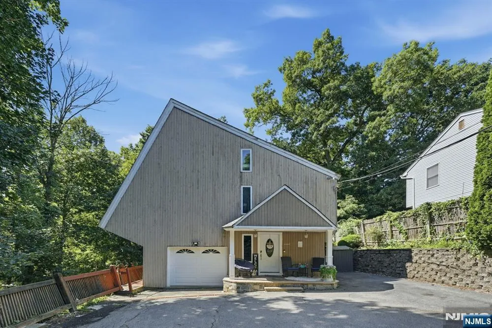 7 Arcata Place Ringwood, NJ 07456
