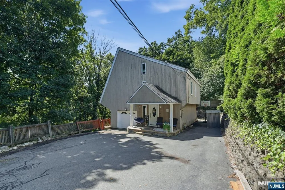 7 Arcata Place Ringwood, NJ 07456