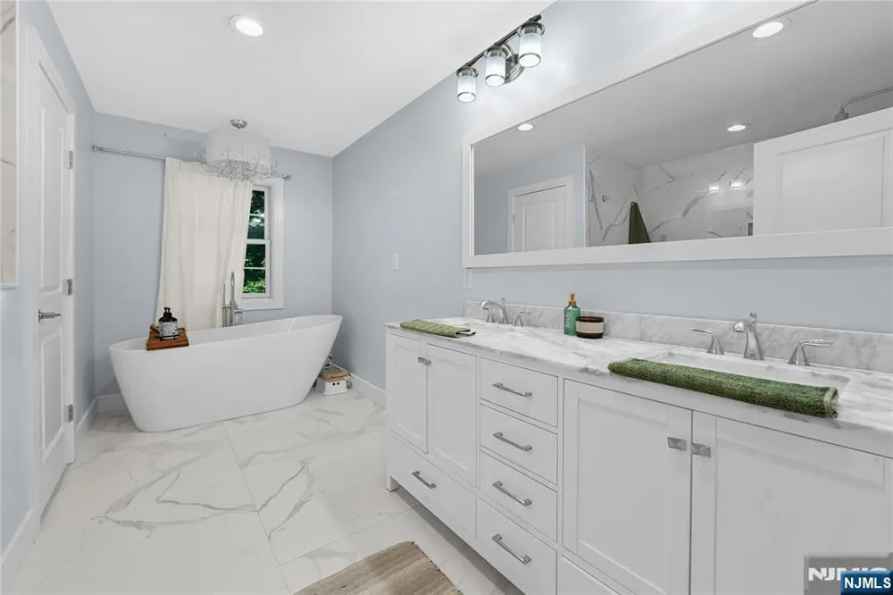 390 Prospect Street Glen Rock, NJ 07452