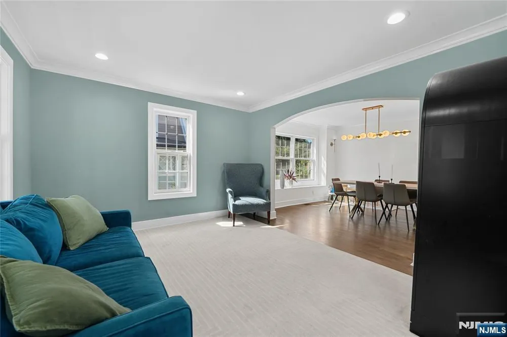 390 Prospect Street Glen Rock, NJ 07452
