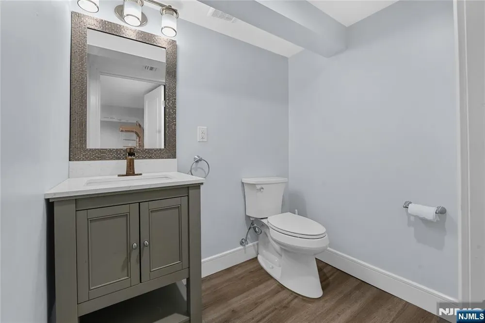 390 Prospect Street Glen Rock, NJ 07452