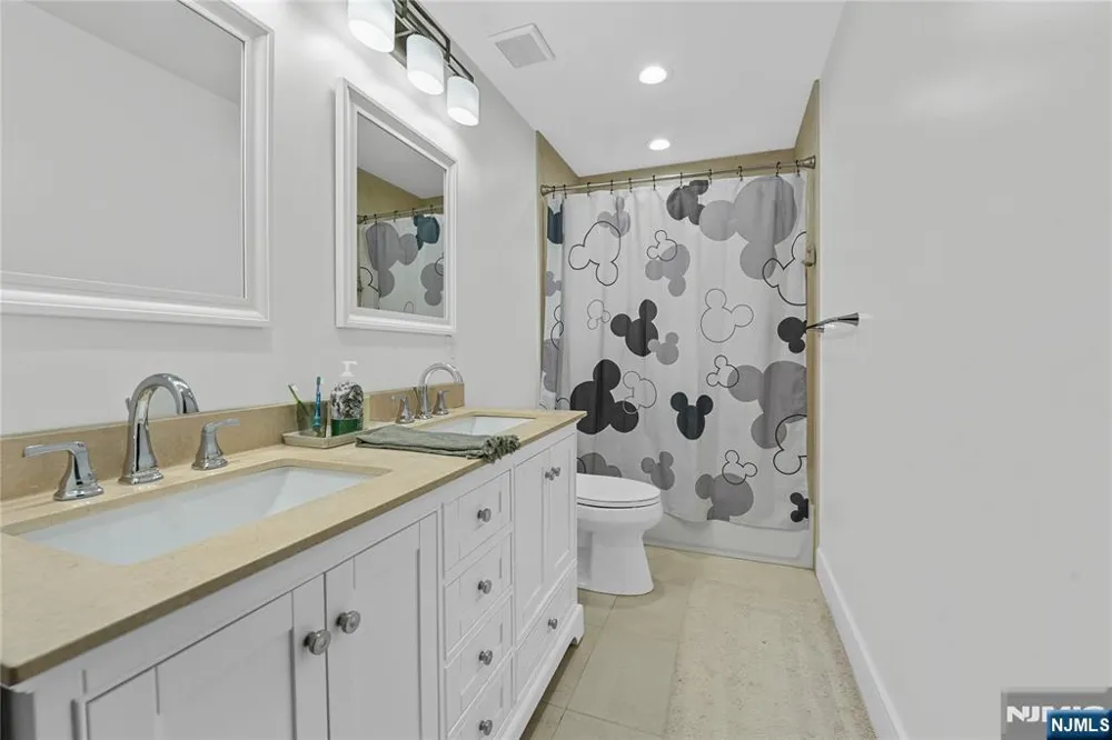 390 Prospect Street Glen Rock, NJ 07452