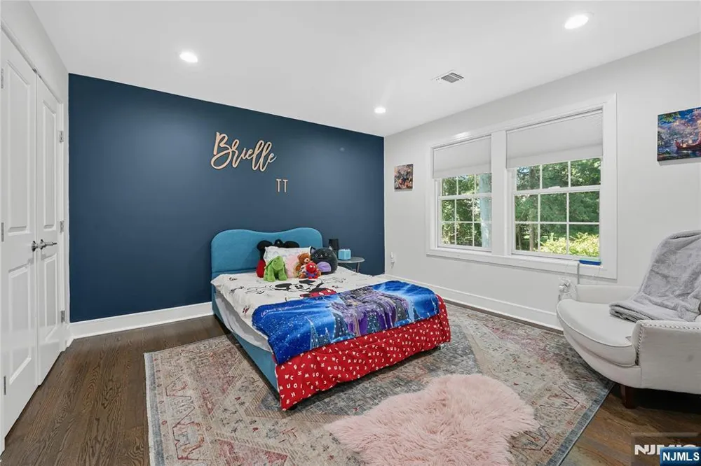 390 Prospect Street Glen Rock, NJ 07452