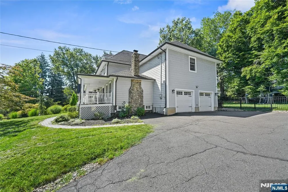 390 Prospect Street Glen Rock, NJ 07452
