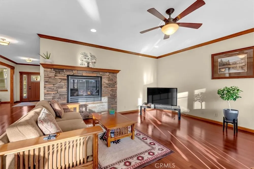 14815 Molluc Red Bluff, CA 96080