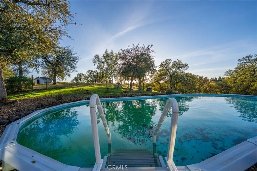 14815 Molluc Red Bluff, CA 96080