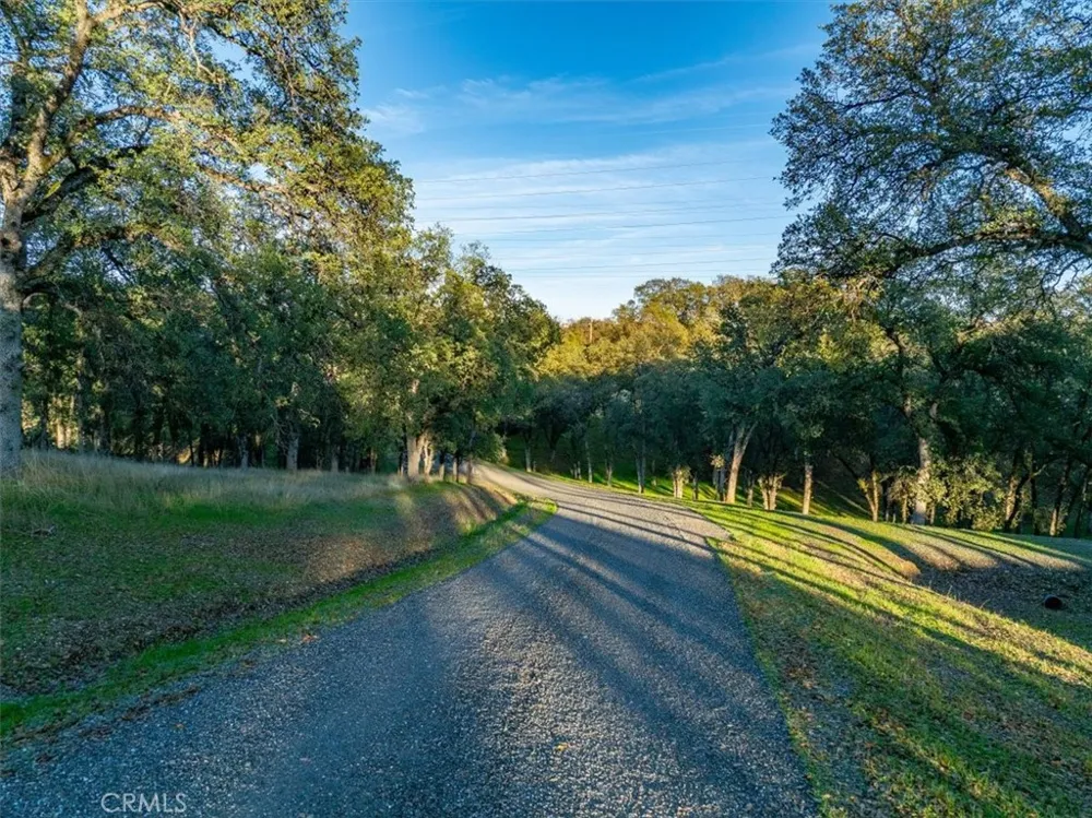 14815 Molluc Red Bluff, CA 96080