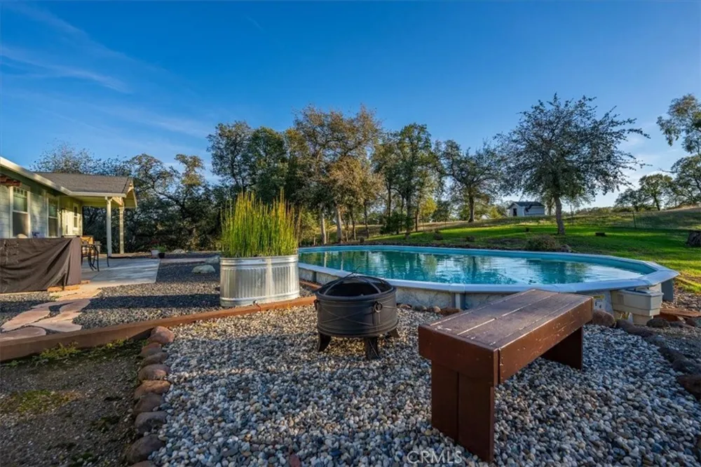 14815 Molluc Red Bluff, CA 96080