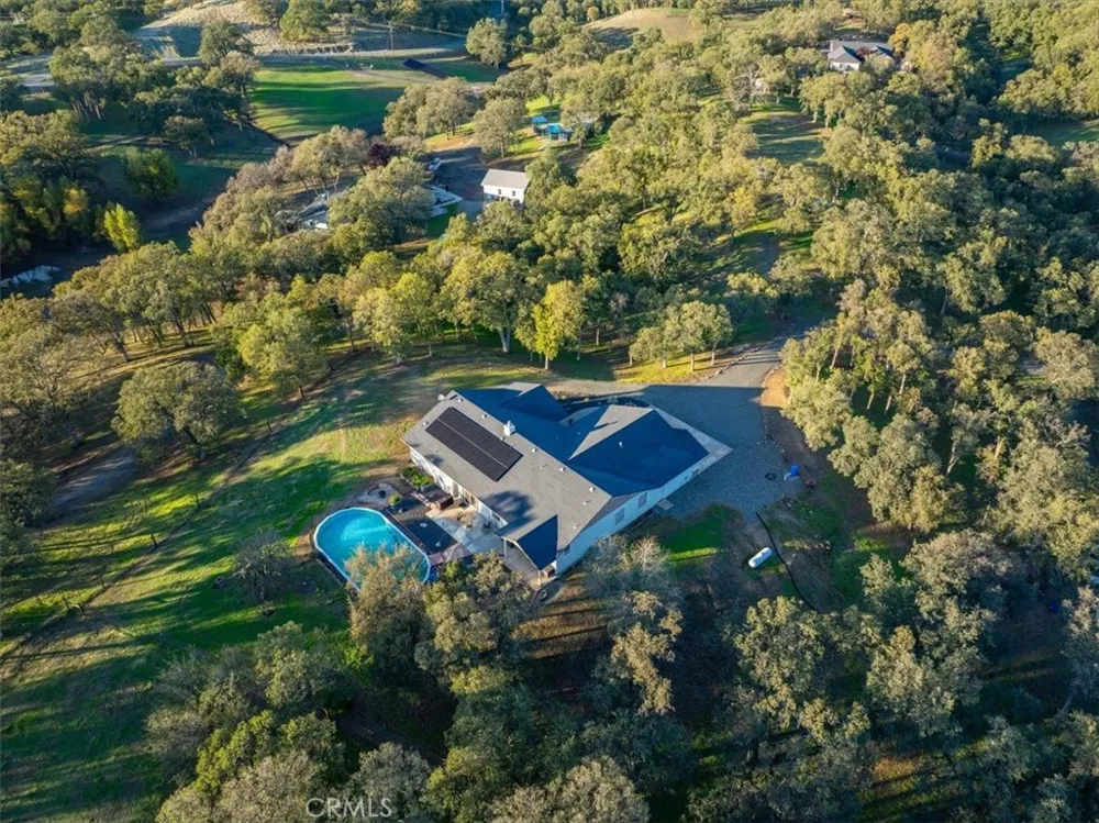14815 Molluc Red Bluff, CA 96080