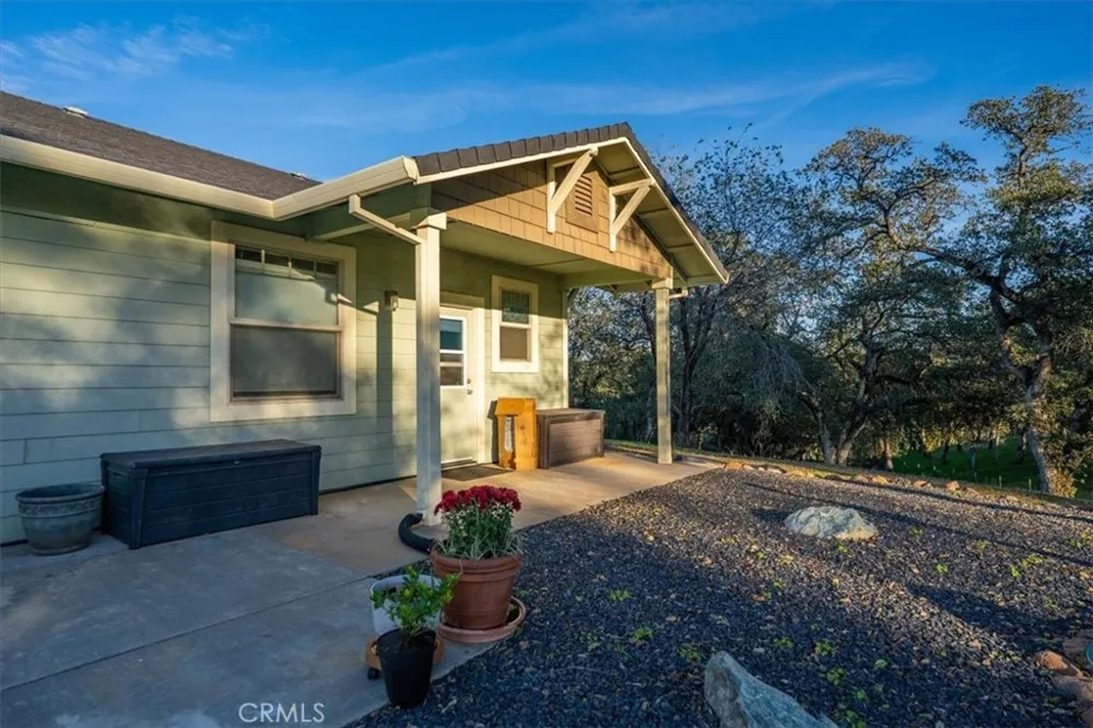 14815 Molluc Red Bluff, CA 96080