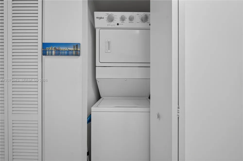 335 S Biscayne Blvd #1503 Miami, FL 33131