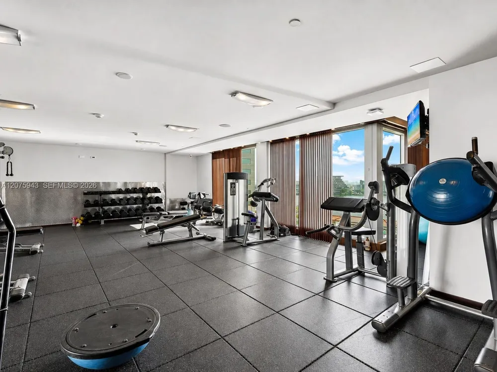 335 S Biscayne Blvd #1503 Miami, FL 33131