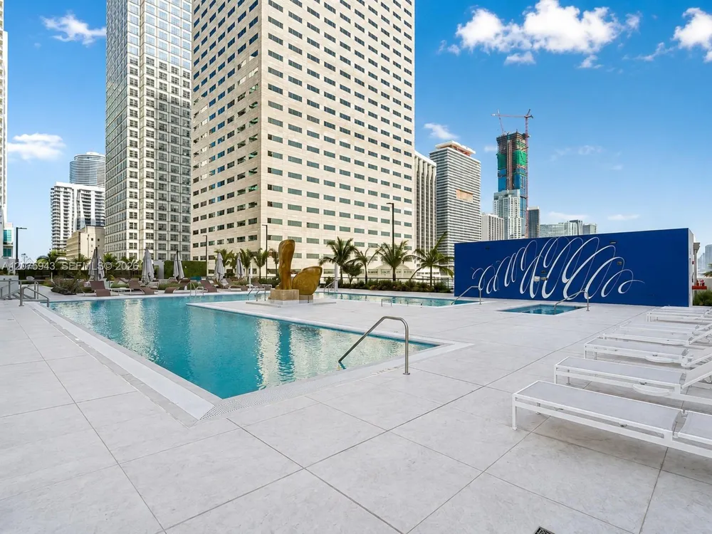 335 S Biscayne Blvd #1503 Miami, FL 33131
