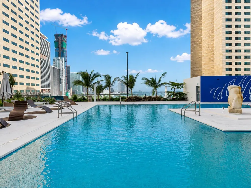 335 S Biscayne Blvd #1503 Miami, FL 33131