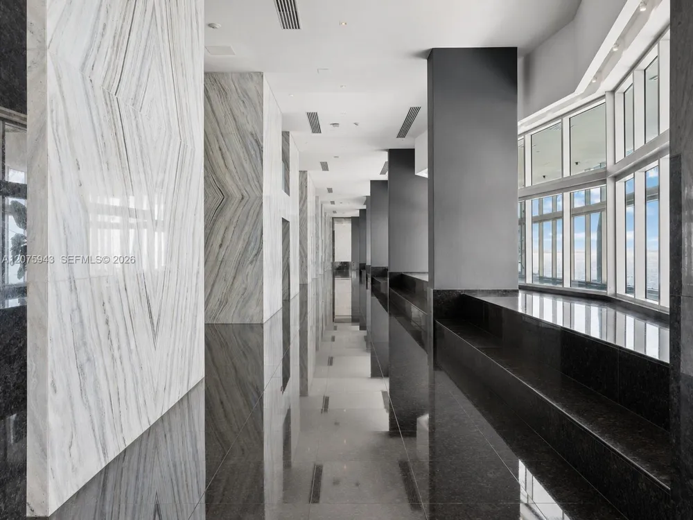 335 S Biscayne Blvd #1503 Miami, FL 33131