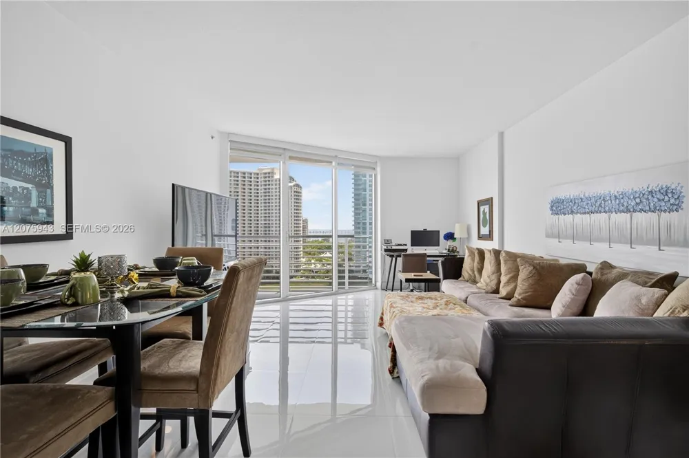335 S Biscayne Blvd #1503 Miami, FL 33131