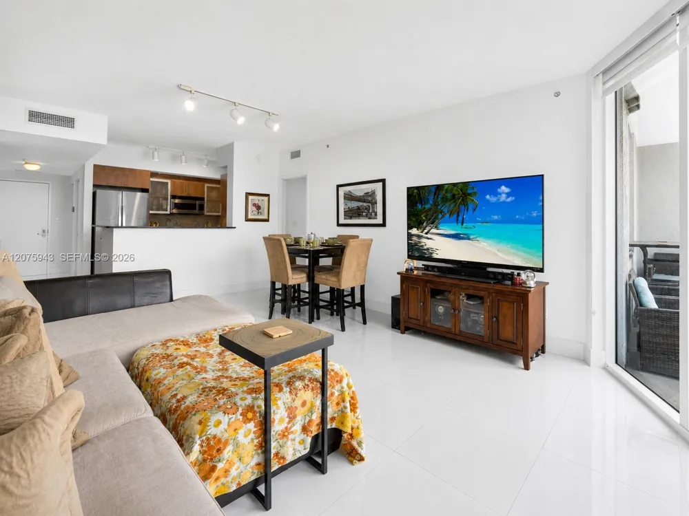 335 S Biscayne Blvd #1503 Miami, FL 33131