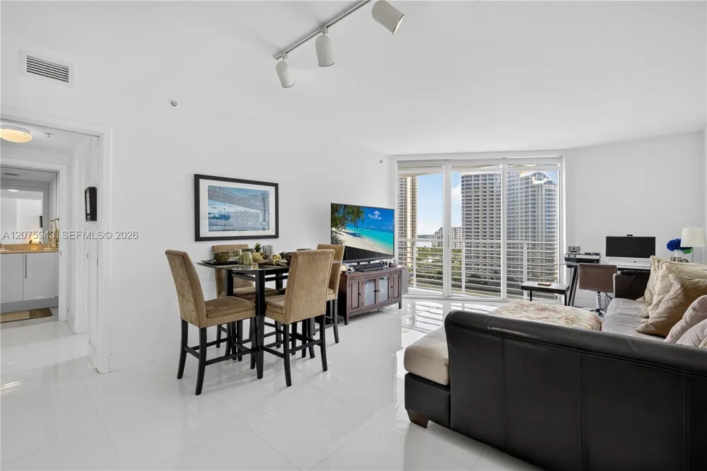 335 S Biscayne Blvd #1503 Miami, FL 33131