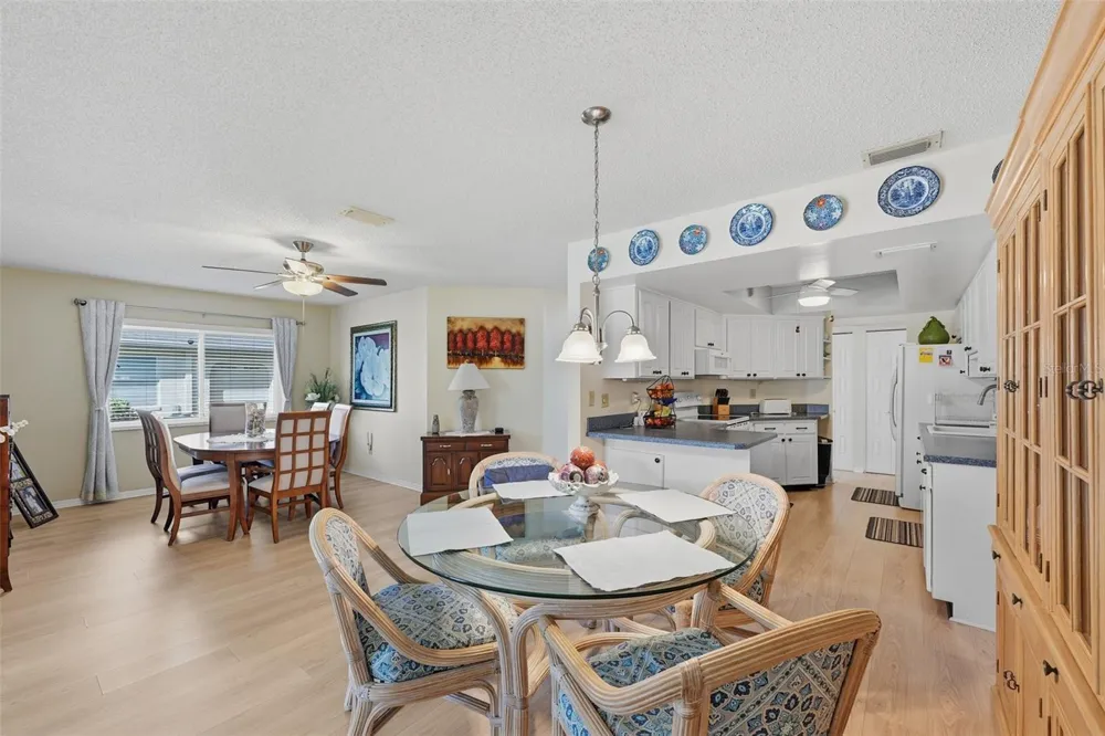 2005 HEATHFIELD CIRCLE #241 Sun City Center, FL 33573