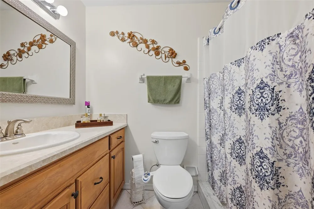 2005 HEATHFIELD CIRCLE #241 Sun City Center, FL 33573