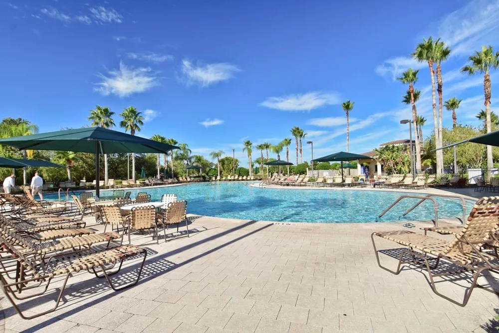 2005 HEATHFIELD CIRCLE #241 Sun City Center, FL 33573