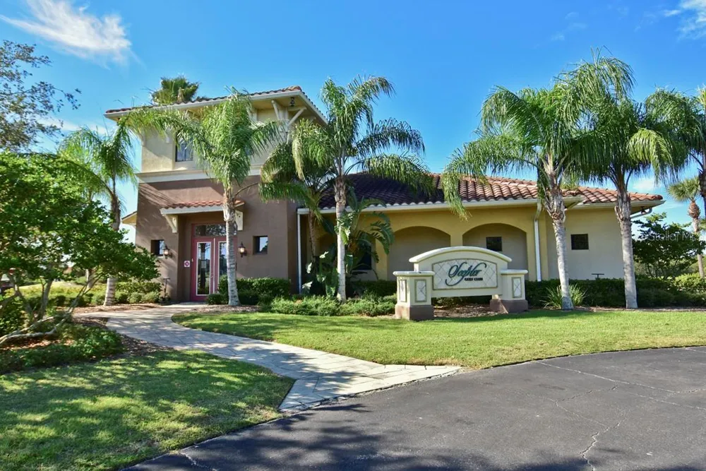 2005 HEATHFIELD CIRCLE #241 Sun City Center, FL 33573