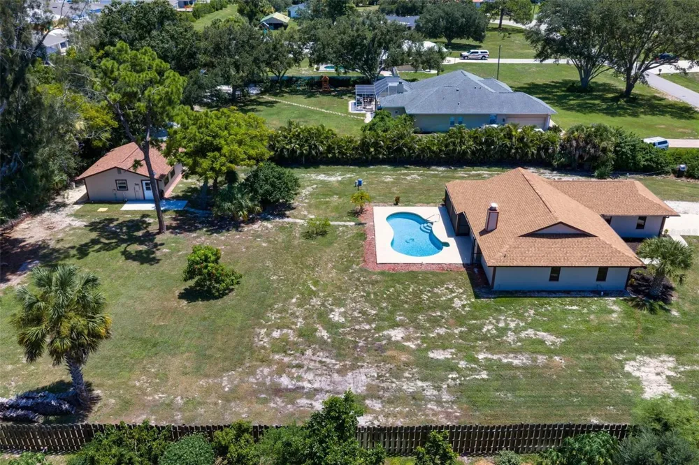 2331 MISSION VALLEY BOULEVARD Nokomis, FL 34275