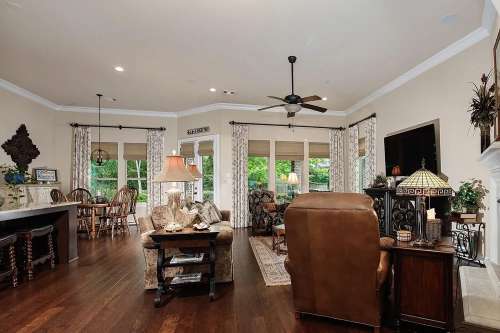 207 Muirfield Pointe Way Montgomery, TX 77316