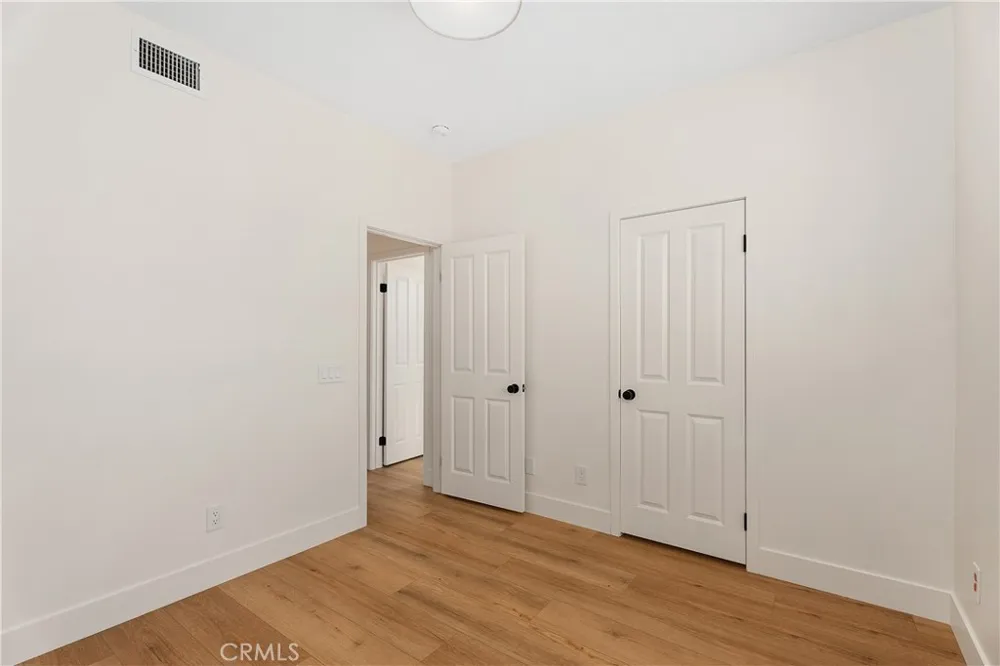 252 Knoll Lake Mission Viejo, CA 92692
