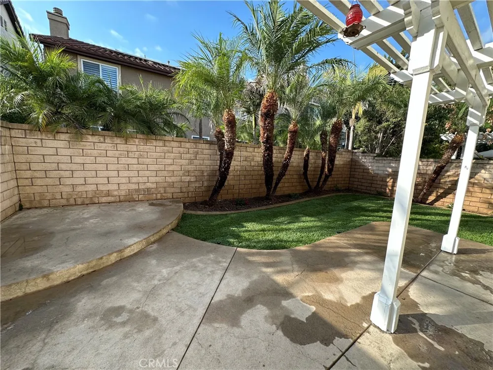 252 Knoll Lake Mission Viejo, CA 92692