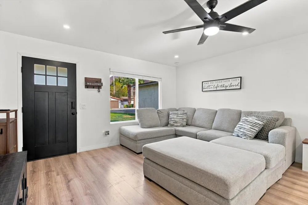 52591 Avenida Martinez La Quinta, CA 92253