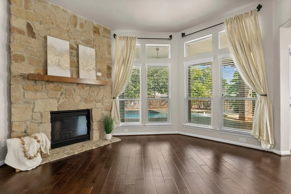 1103 Nantucket Street Pasadena, TX 77503