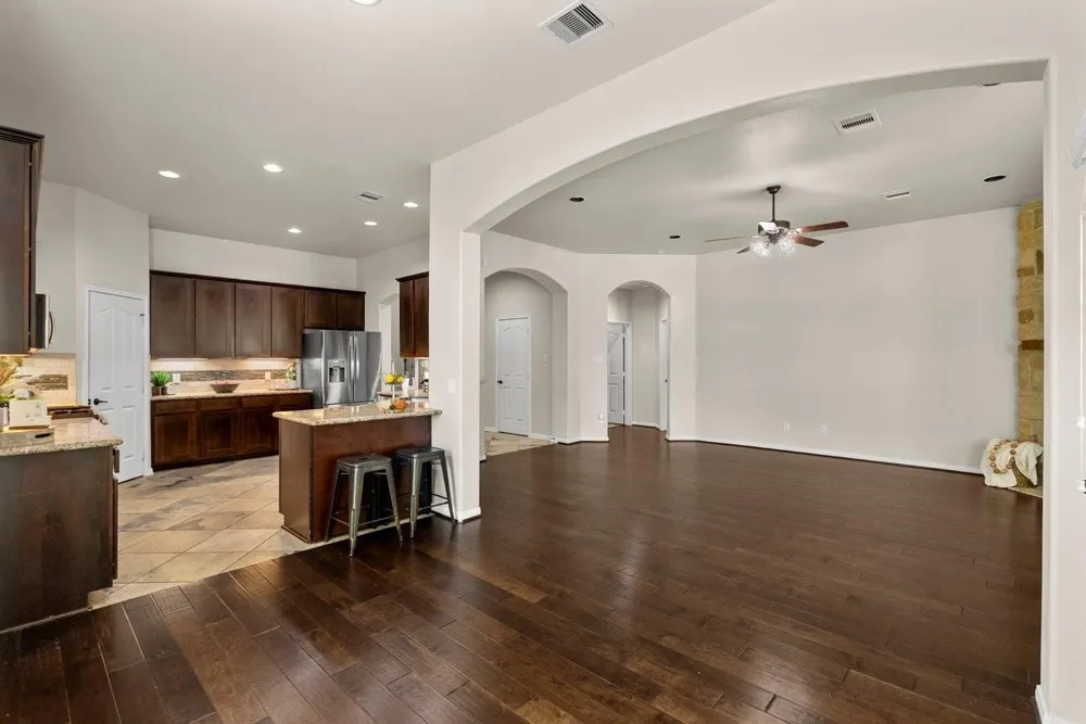 1103 Nantucket Street Pasadena, TX 77503