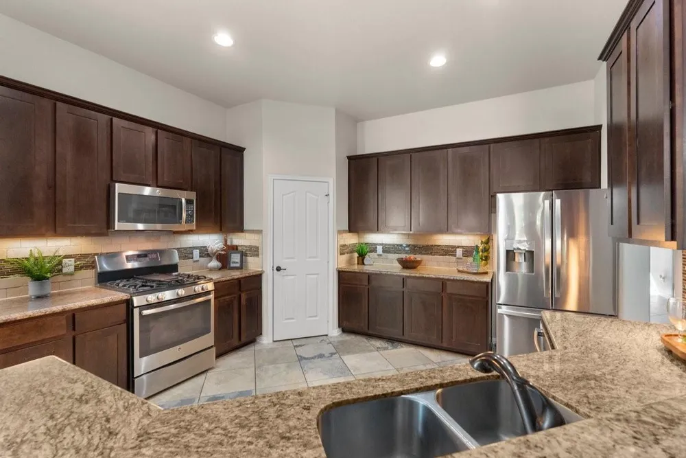 1103 Nantucket Street Pasadena, TX 77503